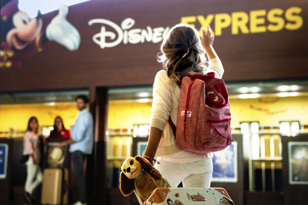 5 must-have items to take to Disneyland® Paris